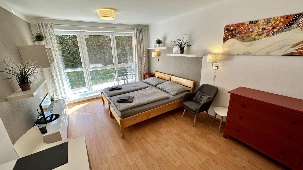 Ubytovani Trebon - Apartmany Rozmberk, Svet A Bastyr Zewnętrze zdjęcie