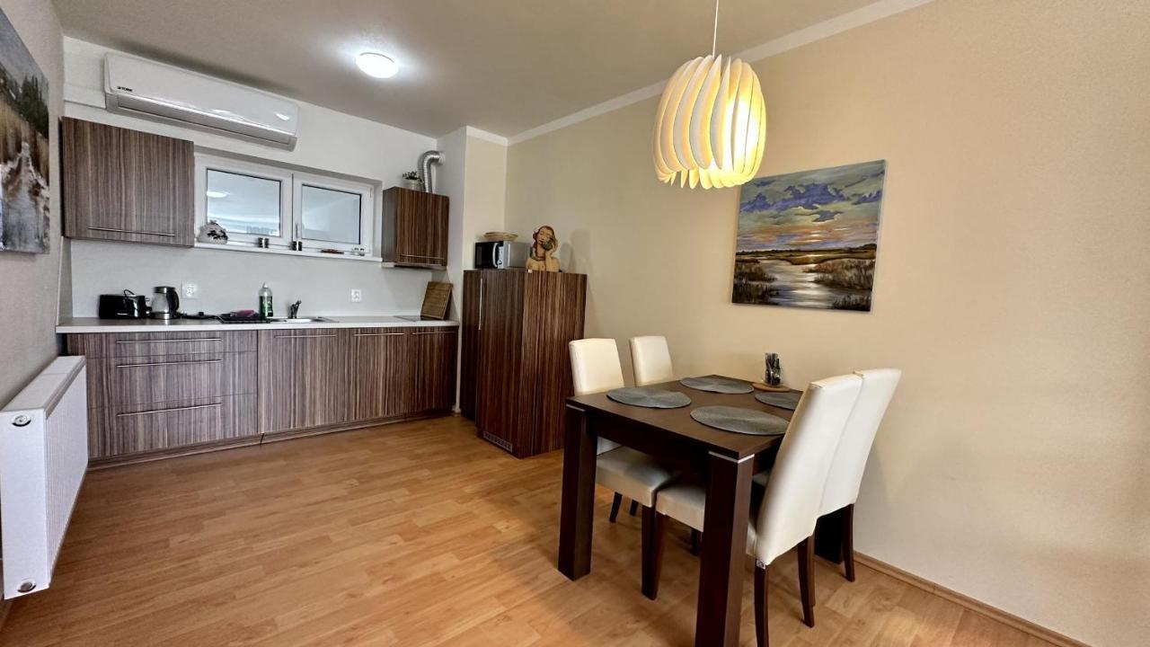 Ubytovani Trebon - Apartmany Rozmberk, Svet A Bastyr Zewnętrze zdjęcie